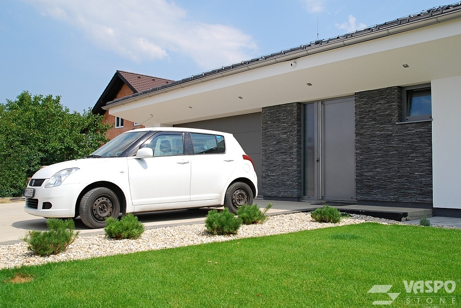 POVAZAN BLACK 2 povazan black