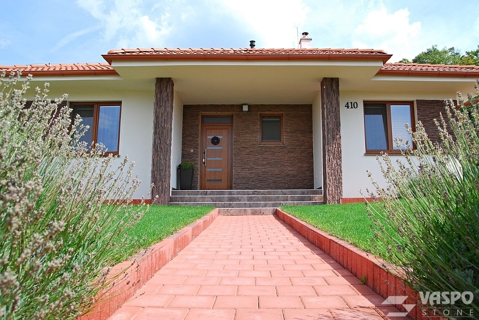 POVAZAN BROWN 3 povazan white