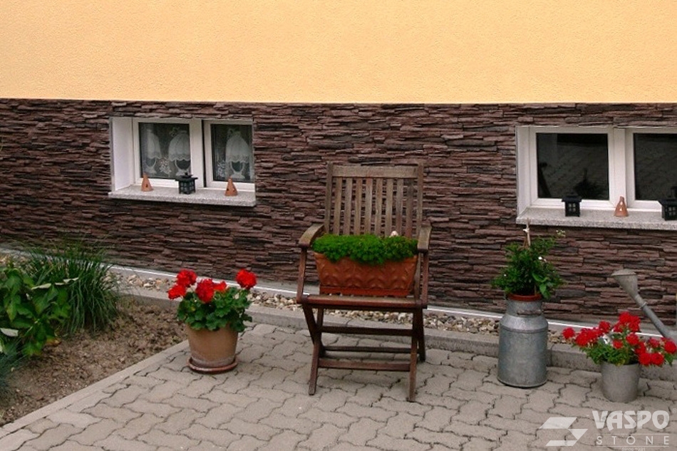 POVAZAN BROWN 6 povazan white